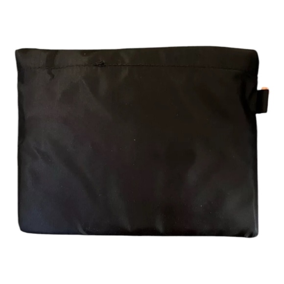 NEW Marriott Bonvoy Travel Essentials Gift Set Elite Members Exclusive - Picture 9 of 15